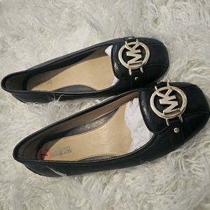 Michael Kors black ballet flats sz 7